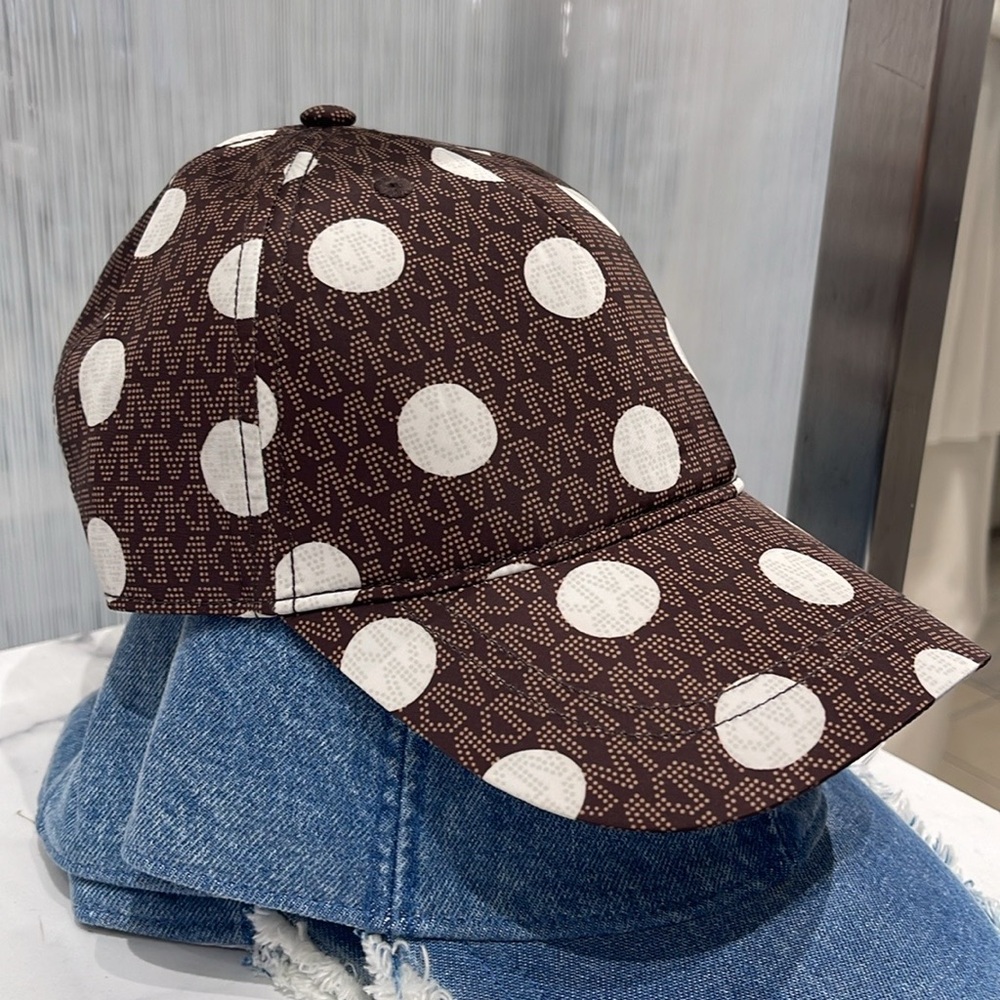 Michael Kors Women's Baseball Cap Hat Adjustable OS Chocolate BROWN DOTS
NWT - Picture 3 of 16
